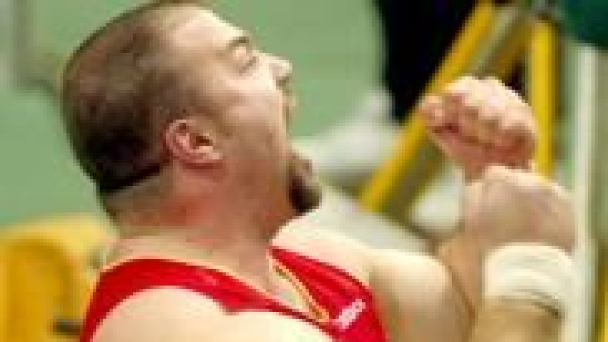 Manuel Martínez sumó otro triunfo en esta temporada; ayer fue en Sevilla