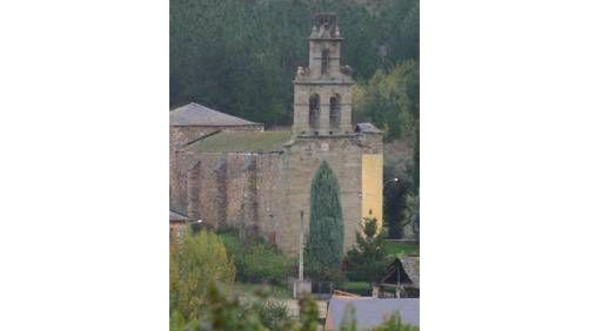 La iglesia de Arganza fue precintada el pasado martes por el Ayuntamiento
