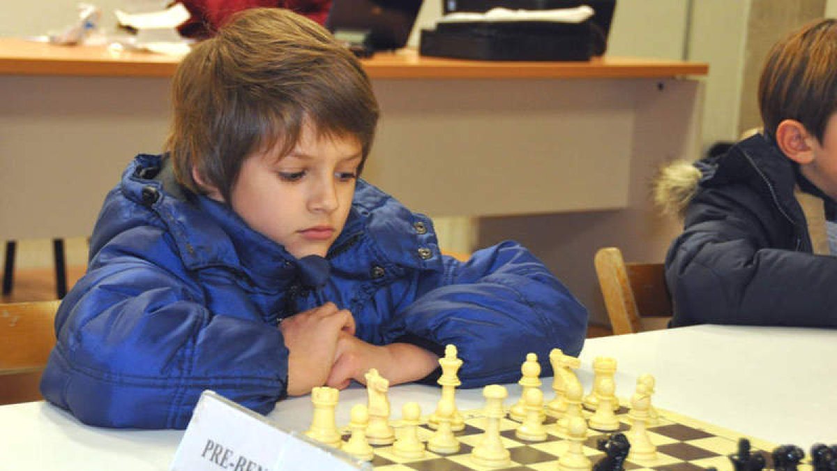 Justin Bejinaru se hizo con el título en categoría prebenjamín.