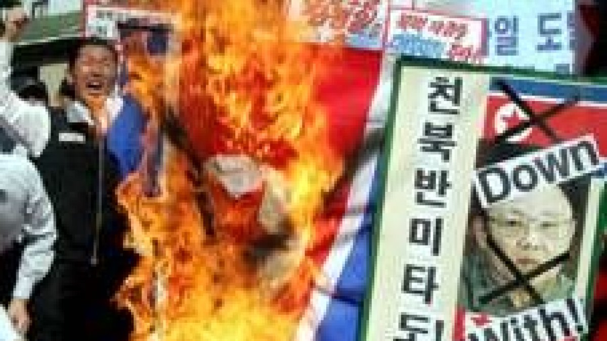 Manifestantes de Corea del Sur protestaban ayer contra el régimen vecino y su programa nuclear