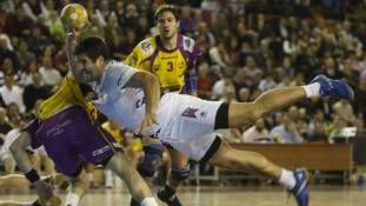 Castresana vivió el partido con la intensidad que en él es habitual