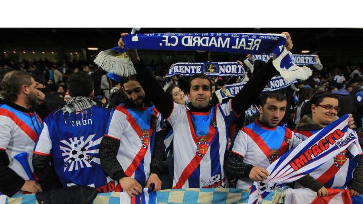 Los aficionados de la Deportiva tendrán que esperar hasta la tercera ronda para disfrutar de la Copa en El Toralín. LUIS DE LA MATA