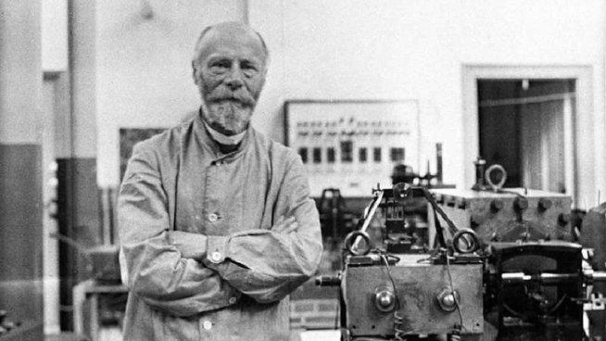 Durante sus años de estudios, Willem se interesó en la actividad eléctrica del corazón.