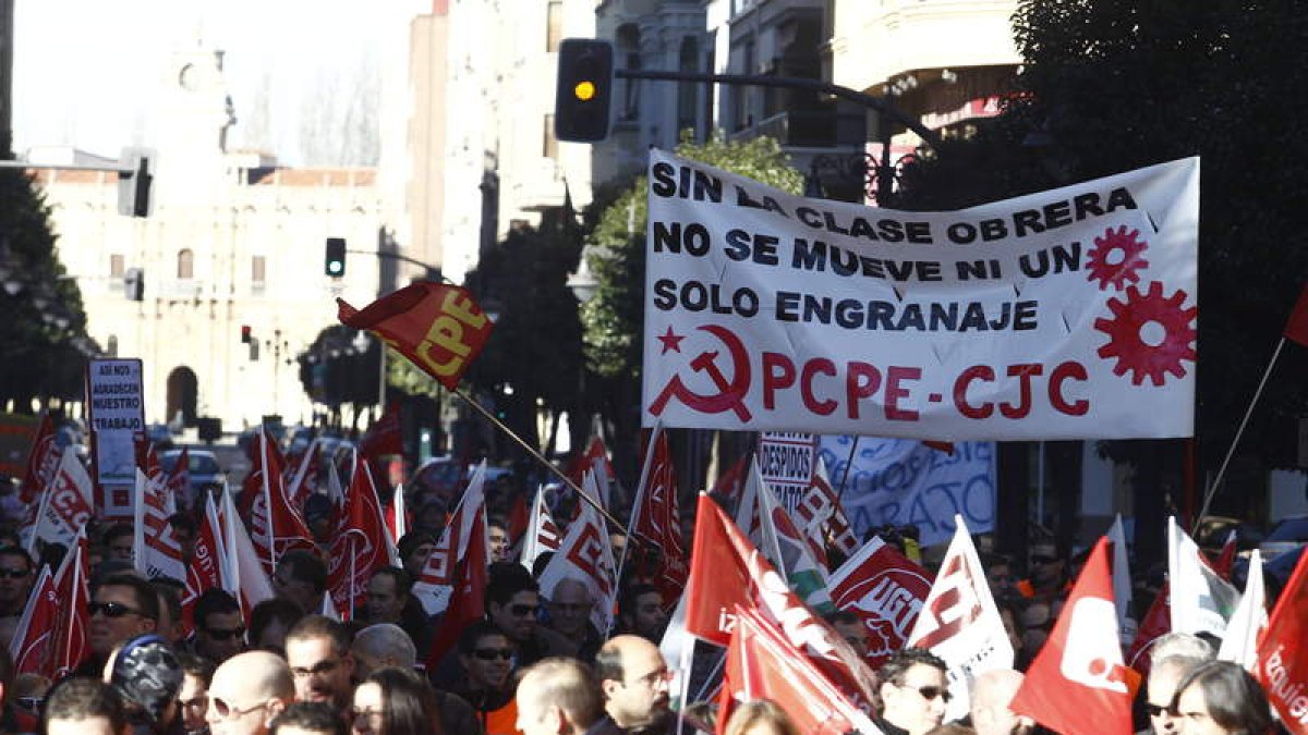 Protesta de trabajadores por sus condiciones laborales.
