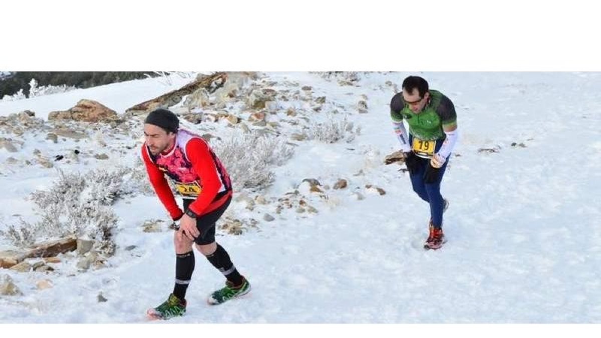 La nieve endureció aún más el Kilómetro Vertical. JORGE GARCÍA BENITO