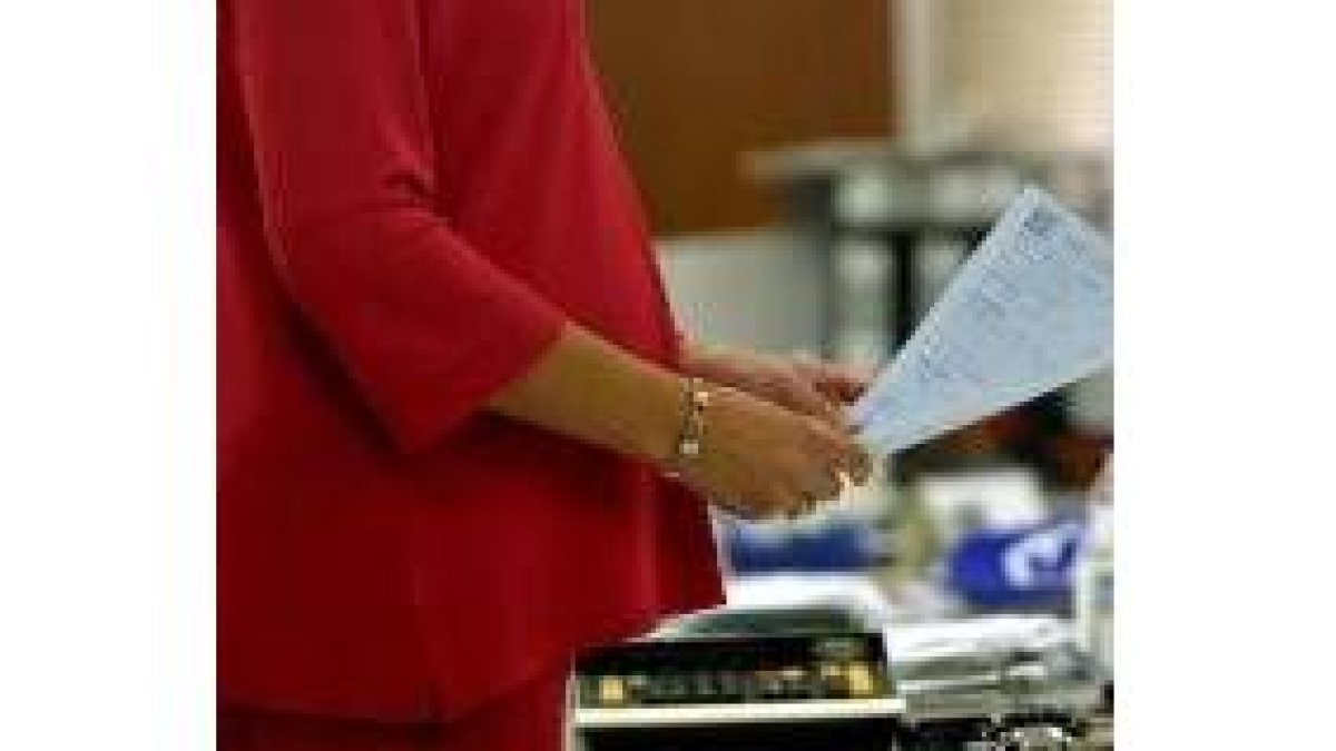 Una mujer en su puesto de trabajo