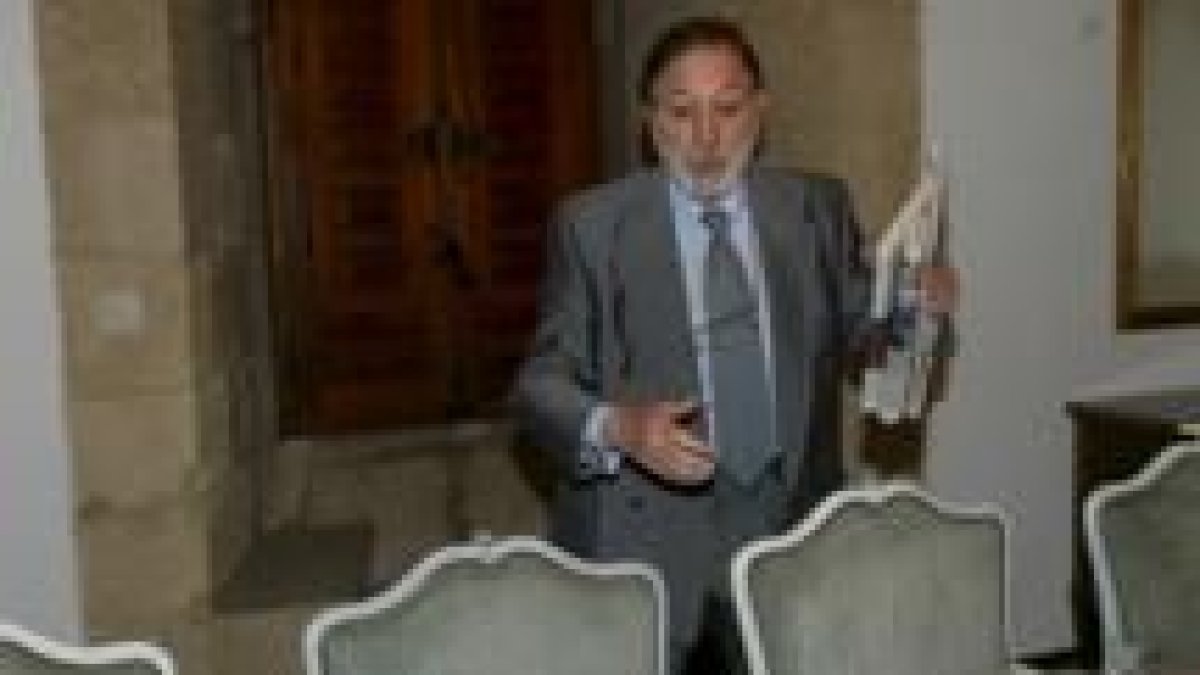 Instantánea de Nieto Nafría el día en que presentó su candidatura en el hostal de San Marcos