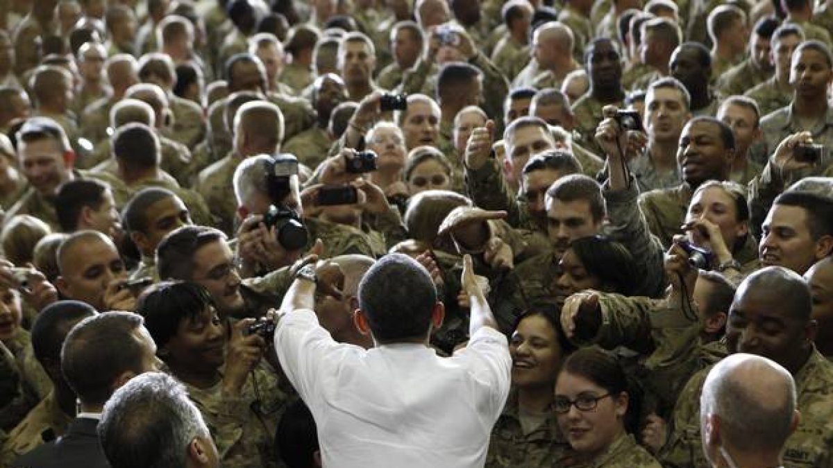 El presidente de EEUU, Barack Obama, con las tropas norteamericanas que fueron destinadas a Afganistán en 2012.