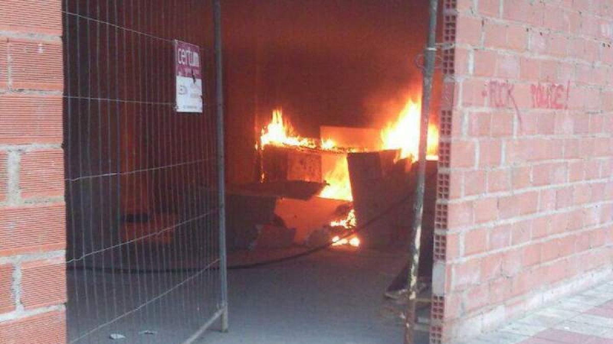 El incendio en sus primeros momentos