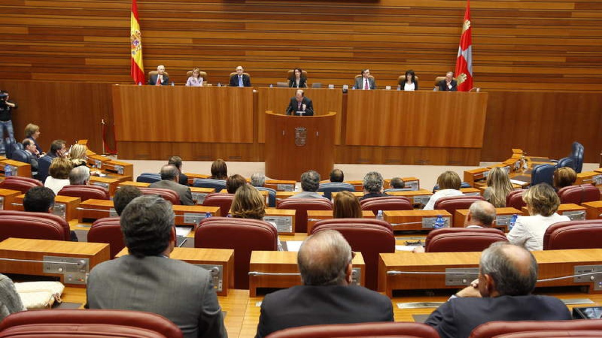 Imagen de una sesión plenaria en las Cortes de Castilla y León.