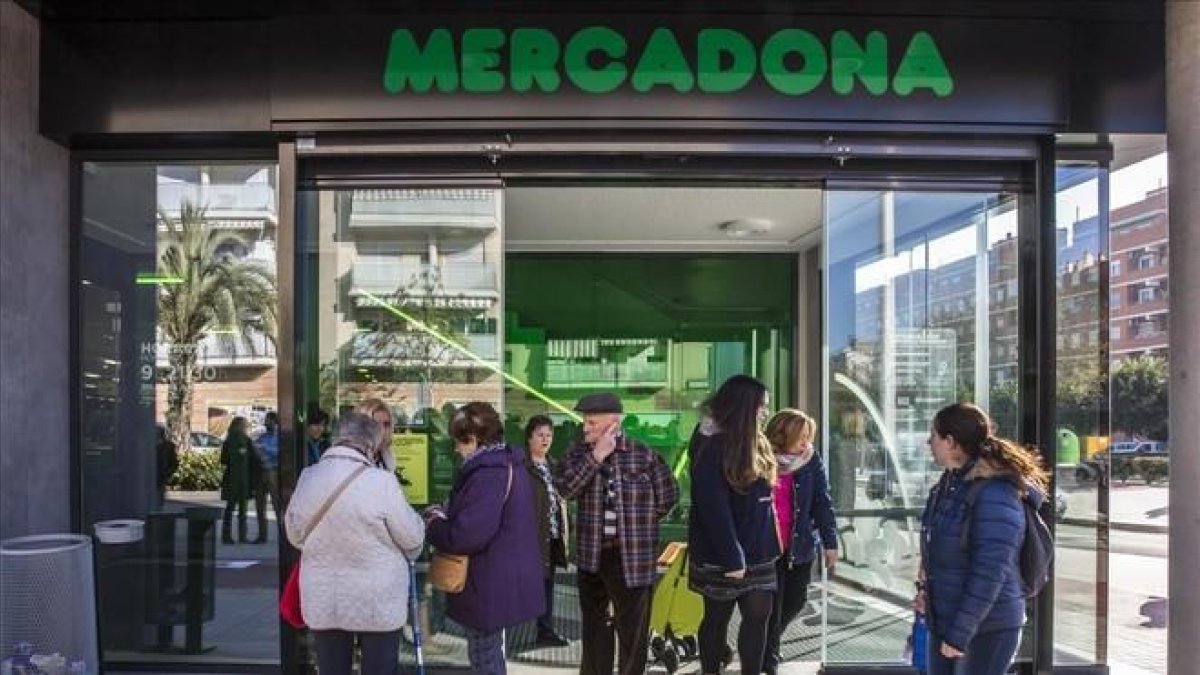 El supermercado abre su primer mostrador de pastas y pizzas en Burjassot (Valencia) en lo que podría escalar a un nuevo modelo de negocio para la compañía