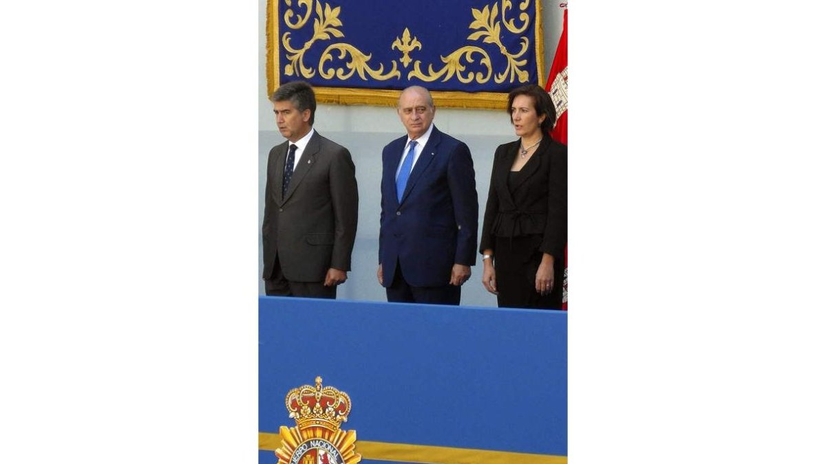 Cosidó, Fernández Díaz y Cirac, ayer, en los actos de Palencia.