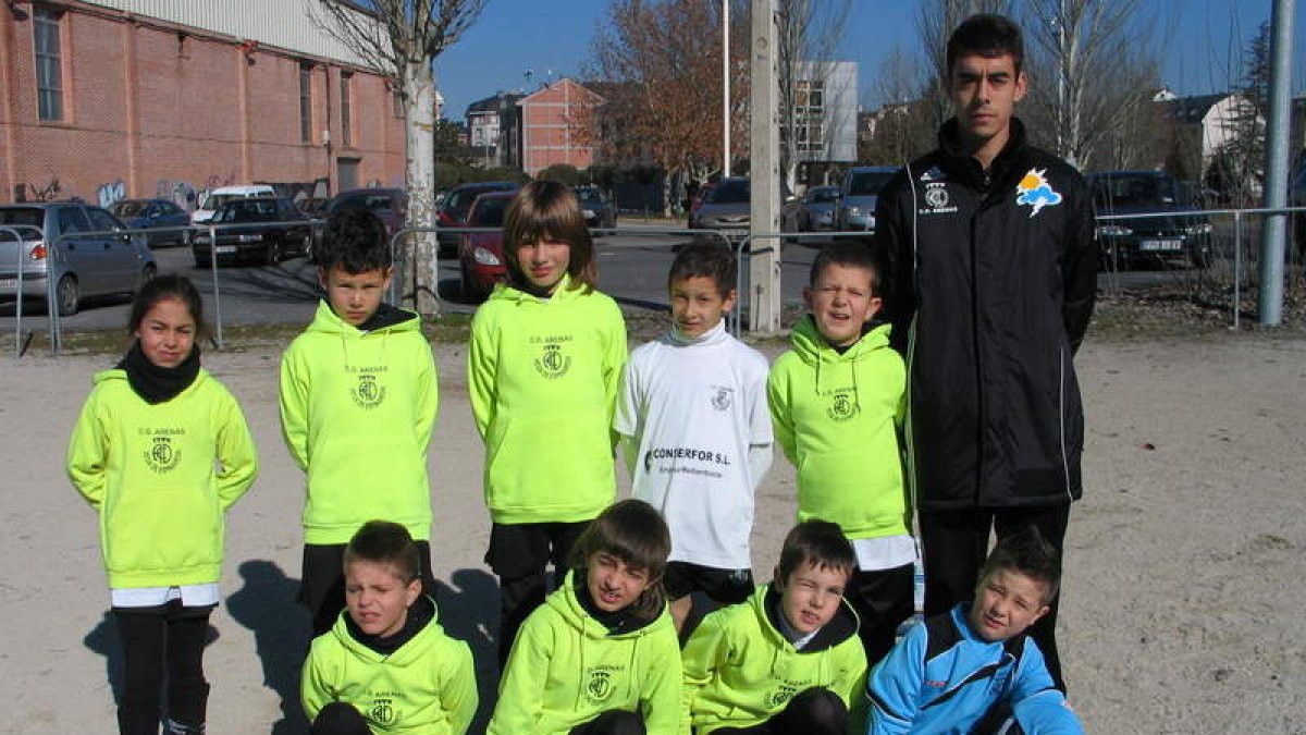 Formación del Arenas que milita en el grupo B de 2.ª Benjamín.