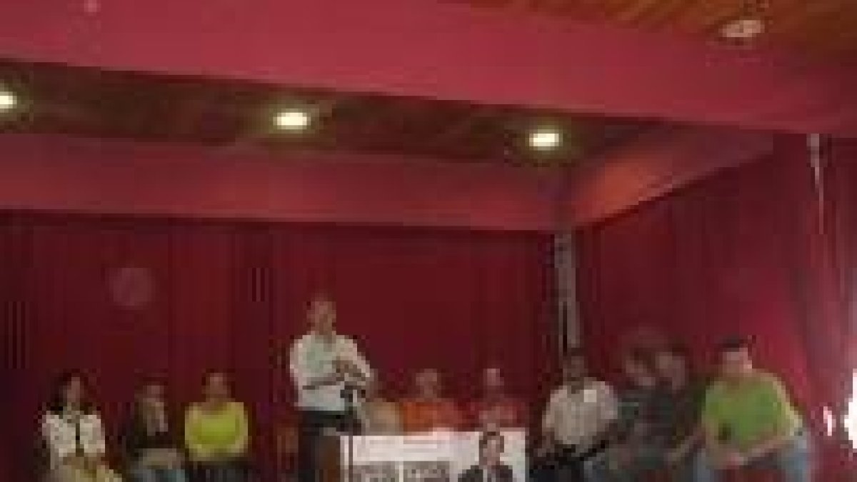 Rodríguez Aller y Llorente participaron en el mitin del PSOE de Boñar