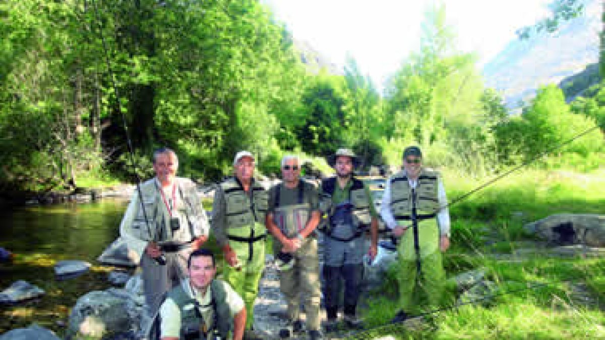 Un guía de pesca para cada pescador.