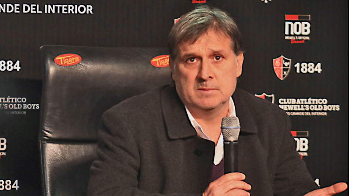 El entrenador reconoció que aún falta la firma del contrato para que su llegada sea oficial.