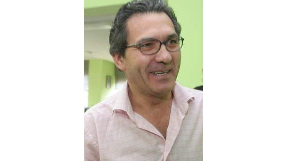 Adolfo Canedo.