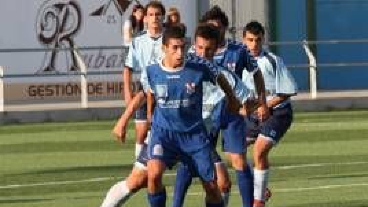 Chuchi se mostró muy activo durante todo el encuentro