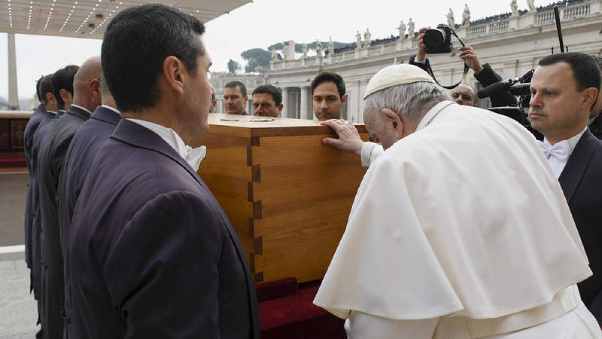 VATICAN MEDIA