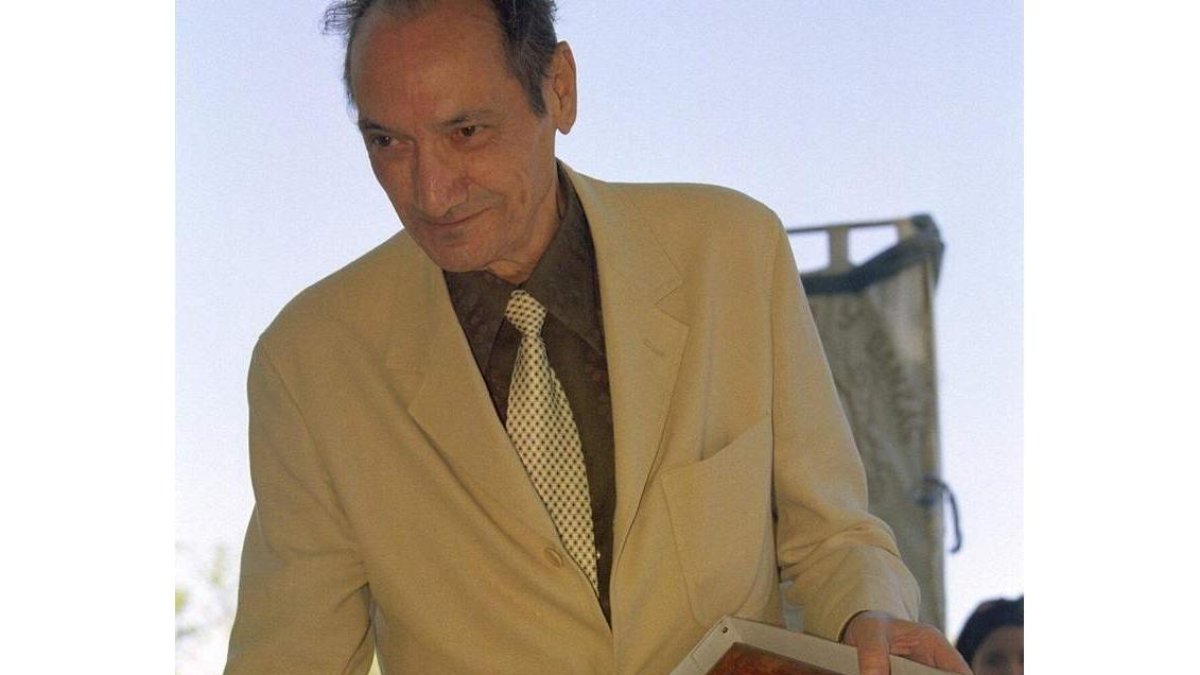 Sáenz de Miera fue Paisano de honor en el año 2000.