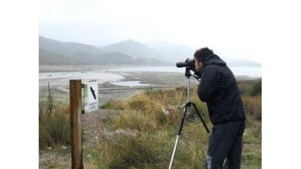 Punto de observación de aves en Boca de Huérgano.