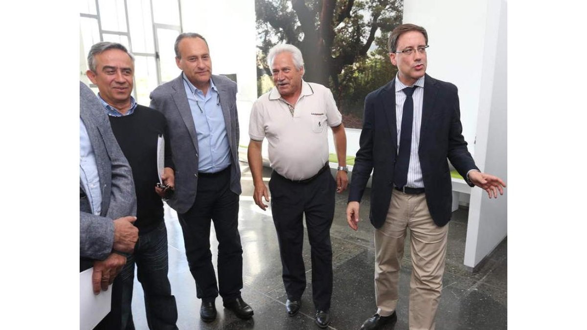 Jesús Courel, Alfonso Arias, Clemades Rodríguez y Enrique Sáiz, ayer en la Casa del Parque