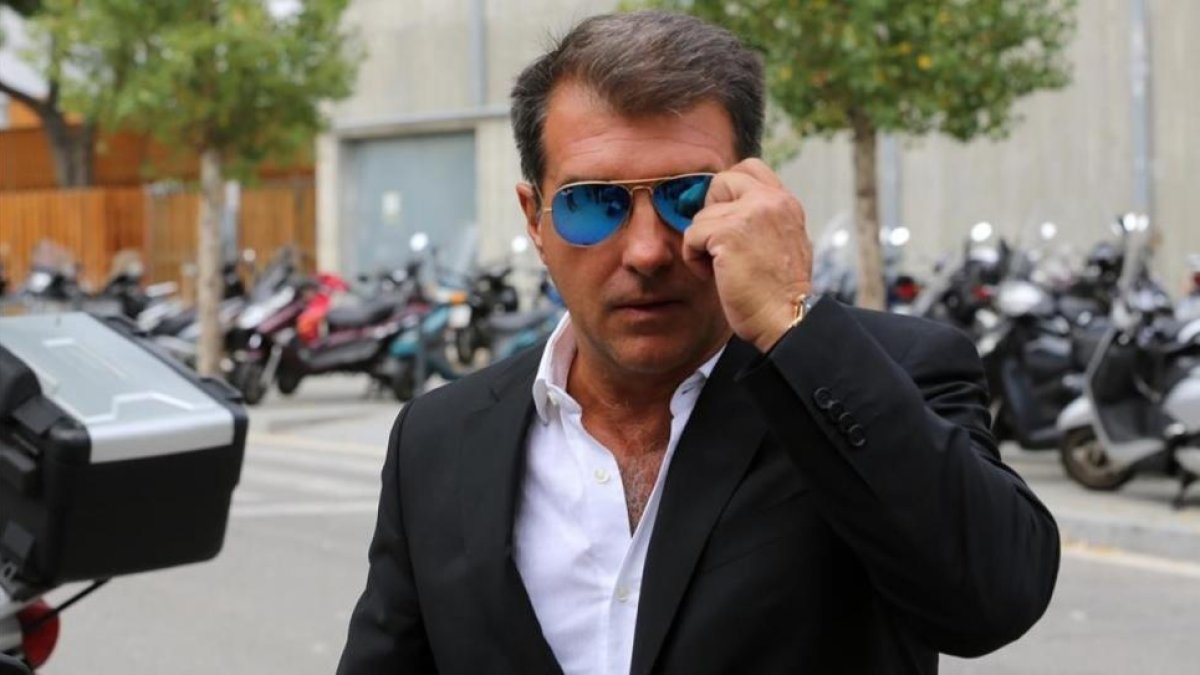 Joan Laporta, expresidente blaugrana, en el tanatorio de Sant Gervasi