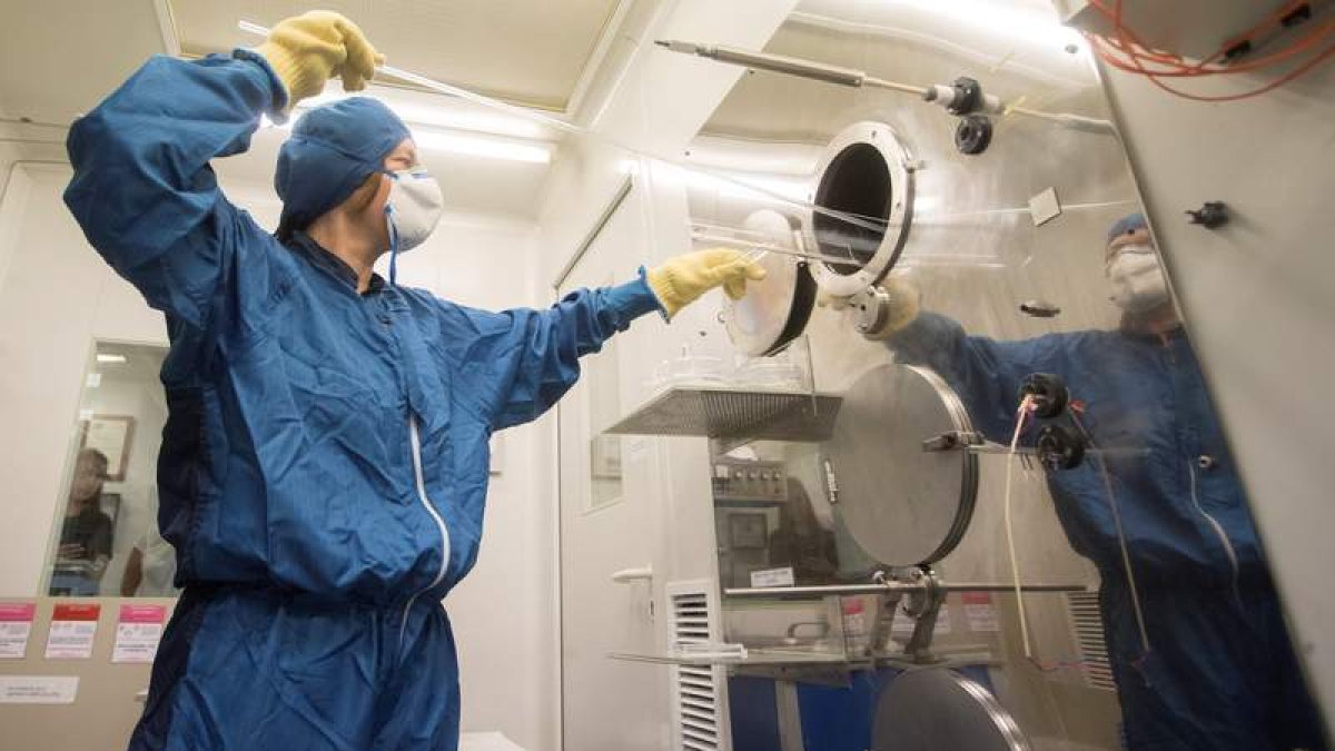 Uno de los laboratorios empleados para la elaboración y calibración de los microchips. MARTA PÉREZ
