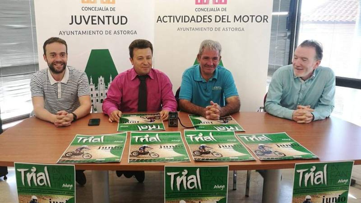 Pablo Peyuca y Francisco González presentaron el trial. DL