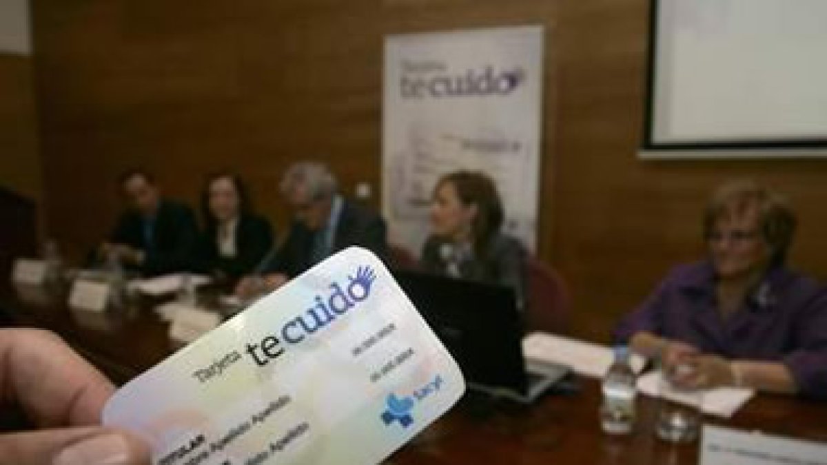 La tarjeta «tecuido» se extenderá a toda la Comunidad.