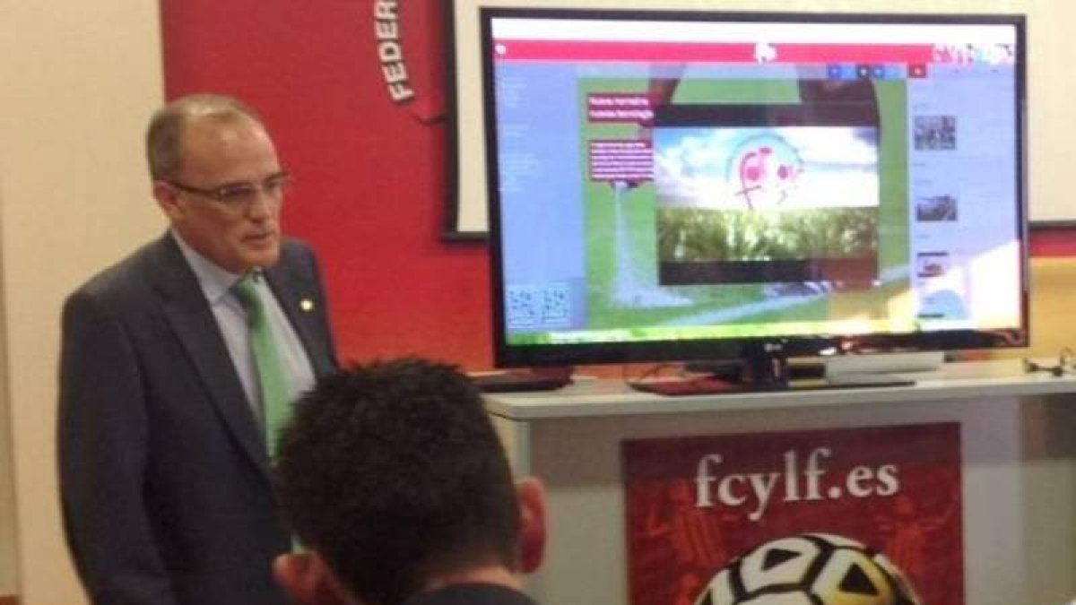 Un momento de la presentación de la nueva página web.