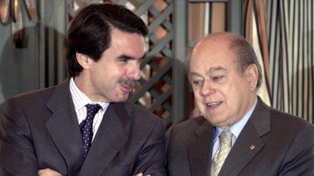 José María Aznar y Jordi Pujol, en una imagen del 2002.
