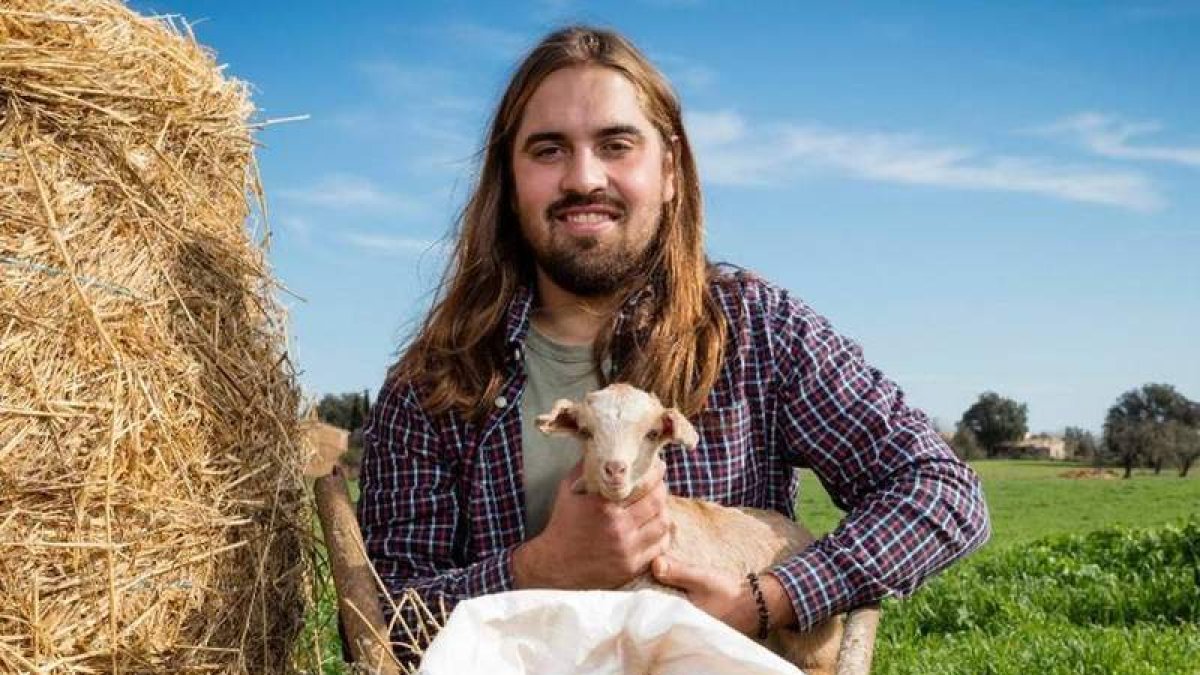 El ganadero y agricultor ecológico, Antonio Segui. EFE
