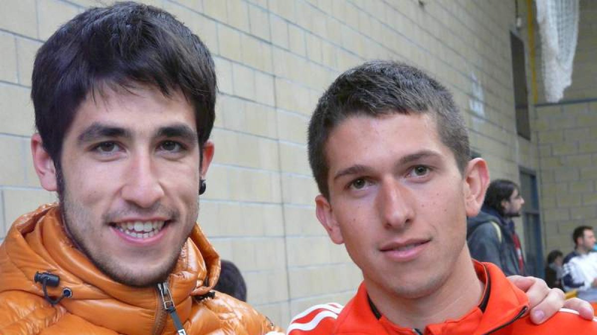 Los corredores leoneses Pablo Villa y Manuel Merillas.