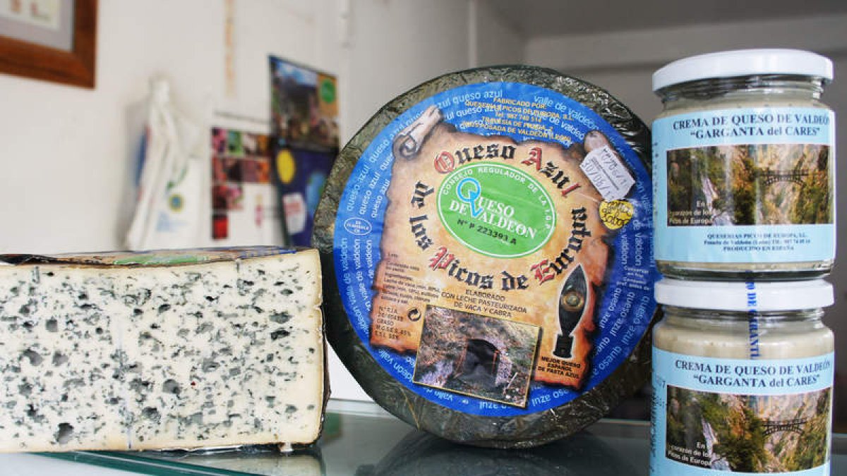 Productos amparados por la IGP Queso de Valdeón. DL