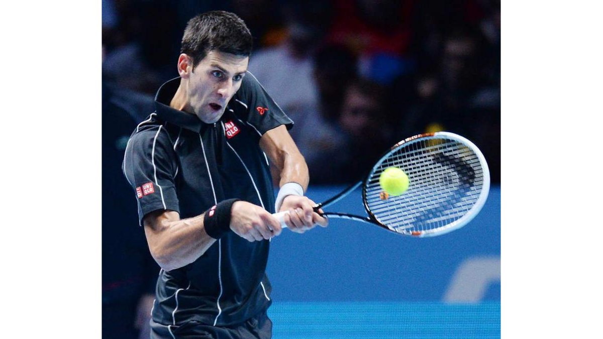 Djokovic se mostró eficaz frente al argentino Del Potro.