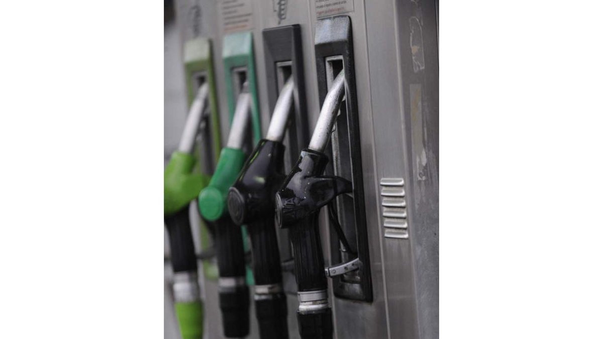 El suministro de combustible a comunidades es un aspecto que puede significar el ahorro de cientos de euros al cabo del año.