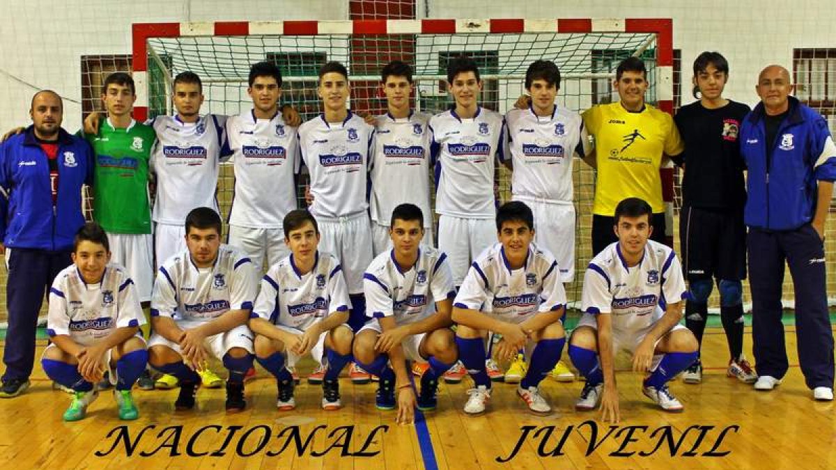 Formación del equipo de La Bañeza FS que milita en el grupo 2 de la Liga Nacional Juvenil.