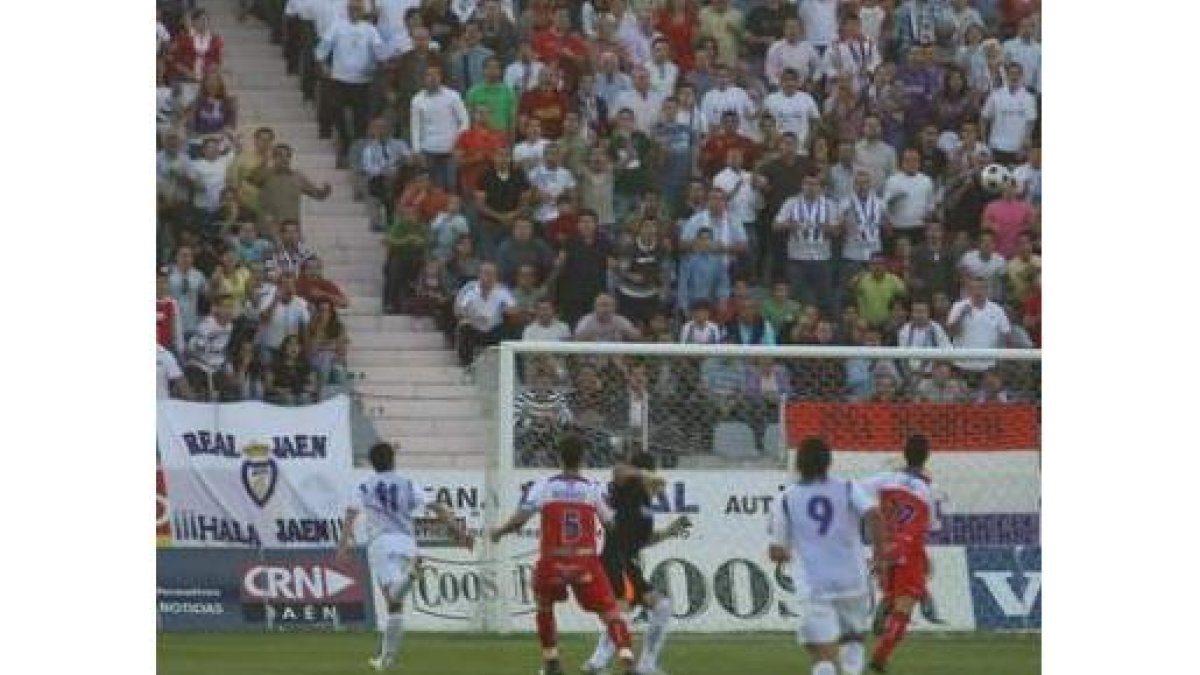 Arriaga, durante la pasada fase de ascenso de la Deportiva con la camiseta del Real Jaén.
