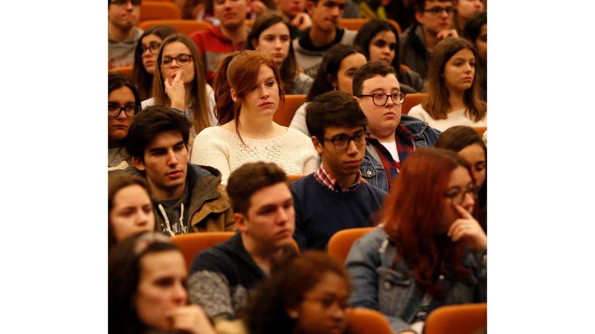 La educación es una de las patas del plan. JESÚS F. SALVADORES