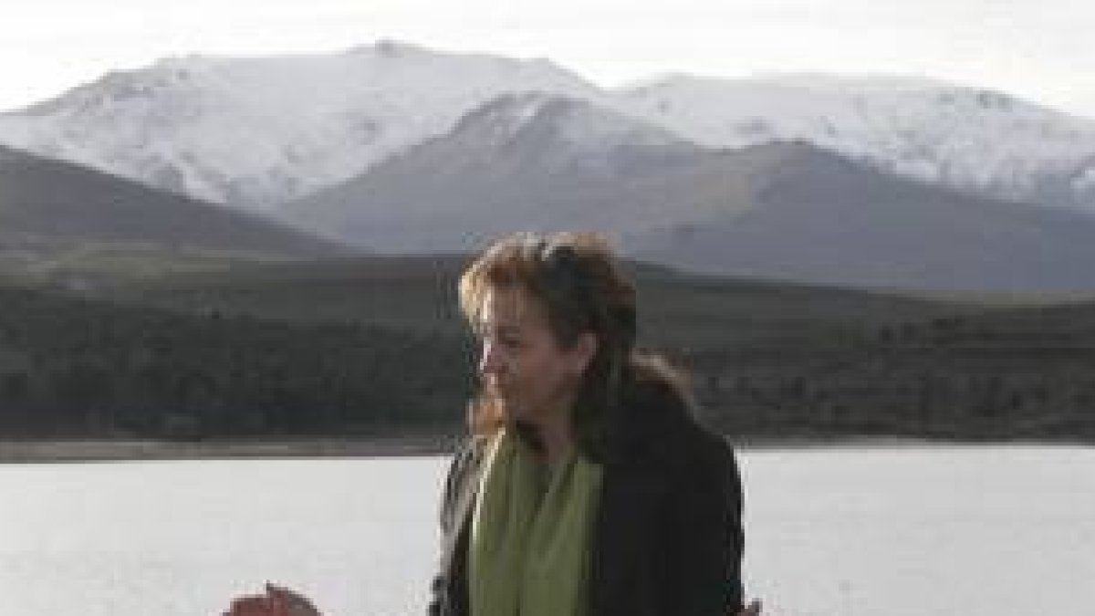 La caldera es totalmente automatizada y se alimenta con restos de leña