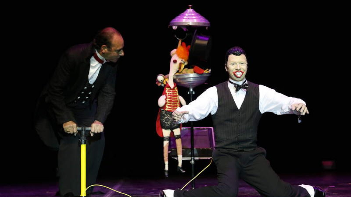 Espectáculo ‘Los mejores magos del mundo’, que vuelve hoy al Auditorio
