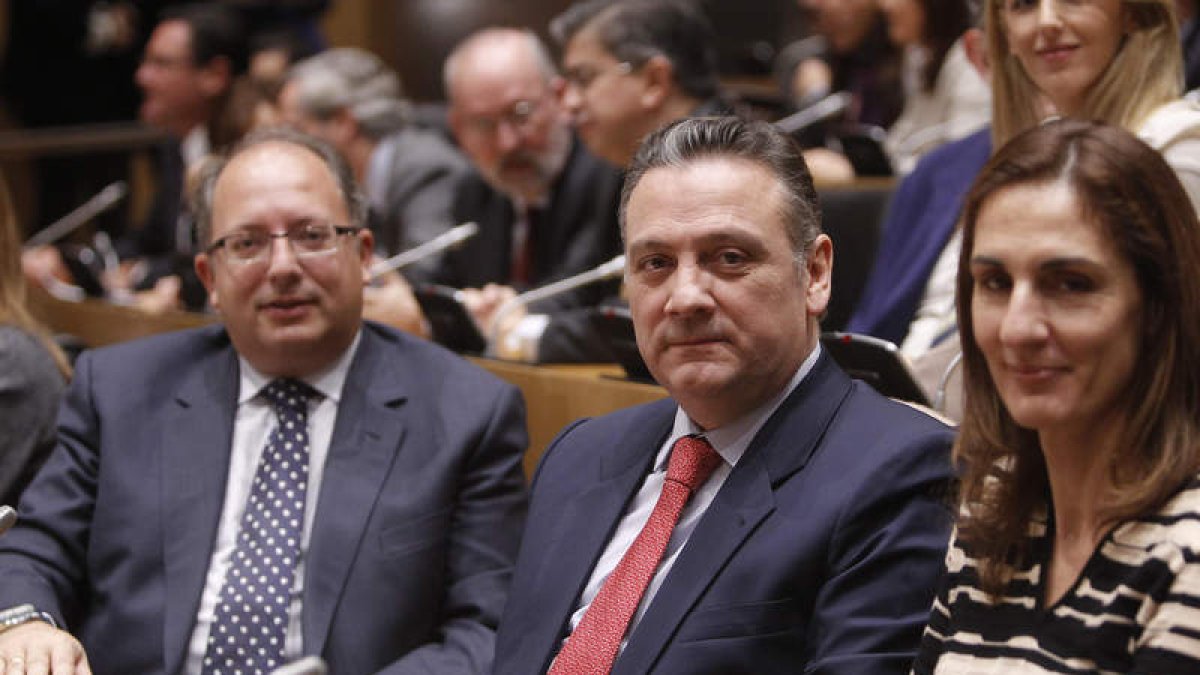 Eduardo Fernández, Alfredo Prada y Arancha Miguélez.