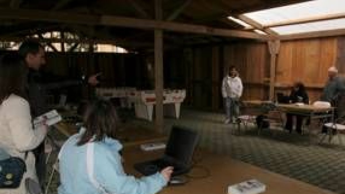 El encuentro joven incluyó actividades con equipos informáticos
