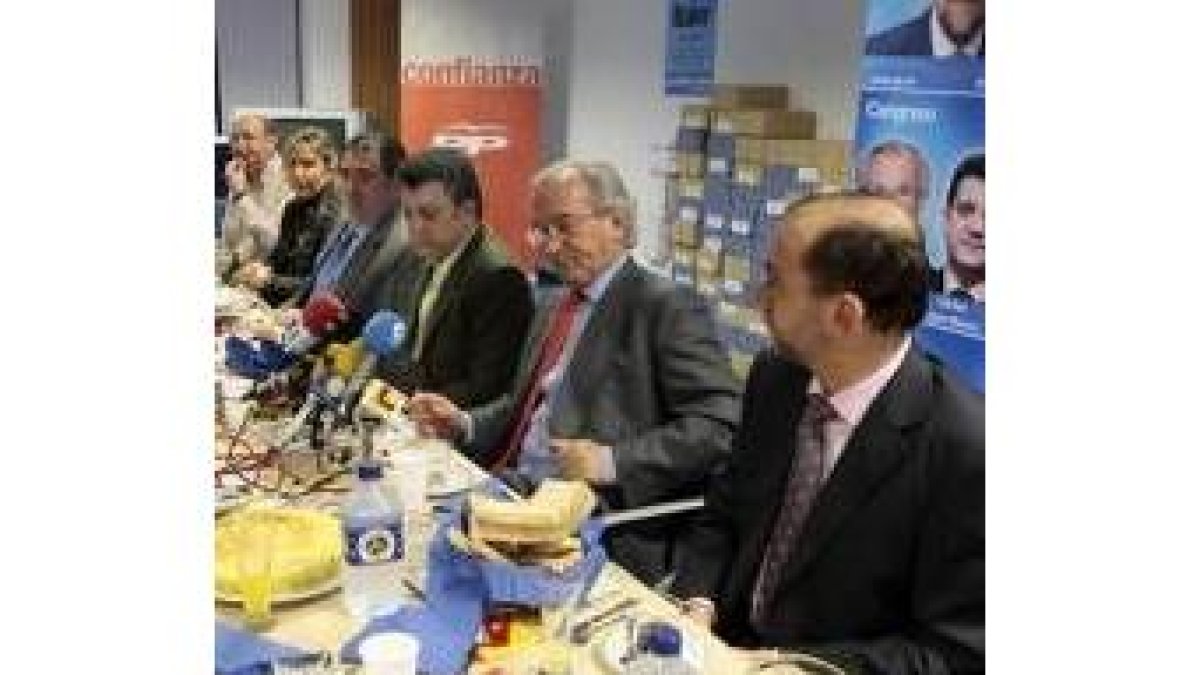 Toedoro Martínez, Morano, López Riesco, Cerezales y Carmen González
