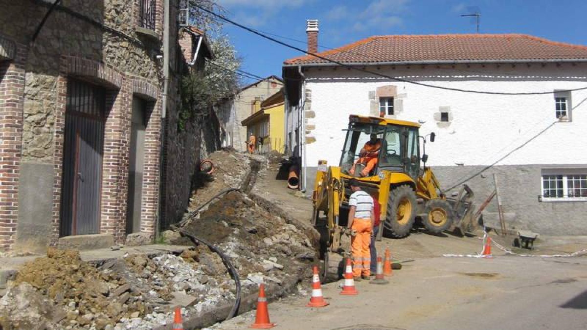 Las obras están financiadas por el Gobierno y por la Junta.
