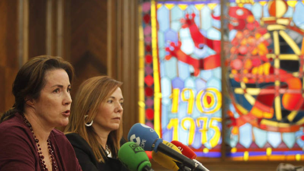 Belén Martín-Granizo y María José Álvarez Casais presentaron el proyecto.