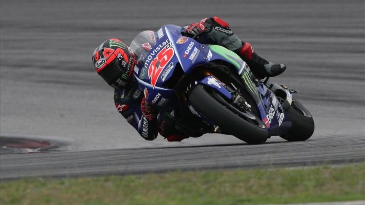 Viñales, durante las pruebas de pretemporada en Malasia con su Yamaha.