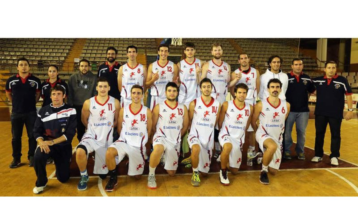 Formación del Agustinos E.Leclerc que transita con paso firme por la Liga EBA.