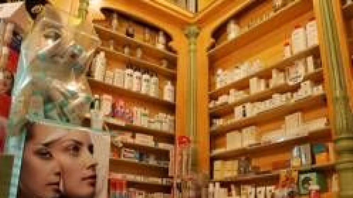 En las estanterías de las farmacias se empiezan a notar ya los problemas de suministro